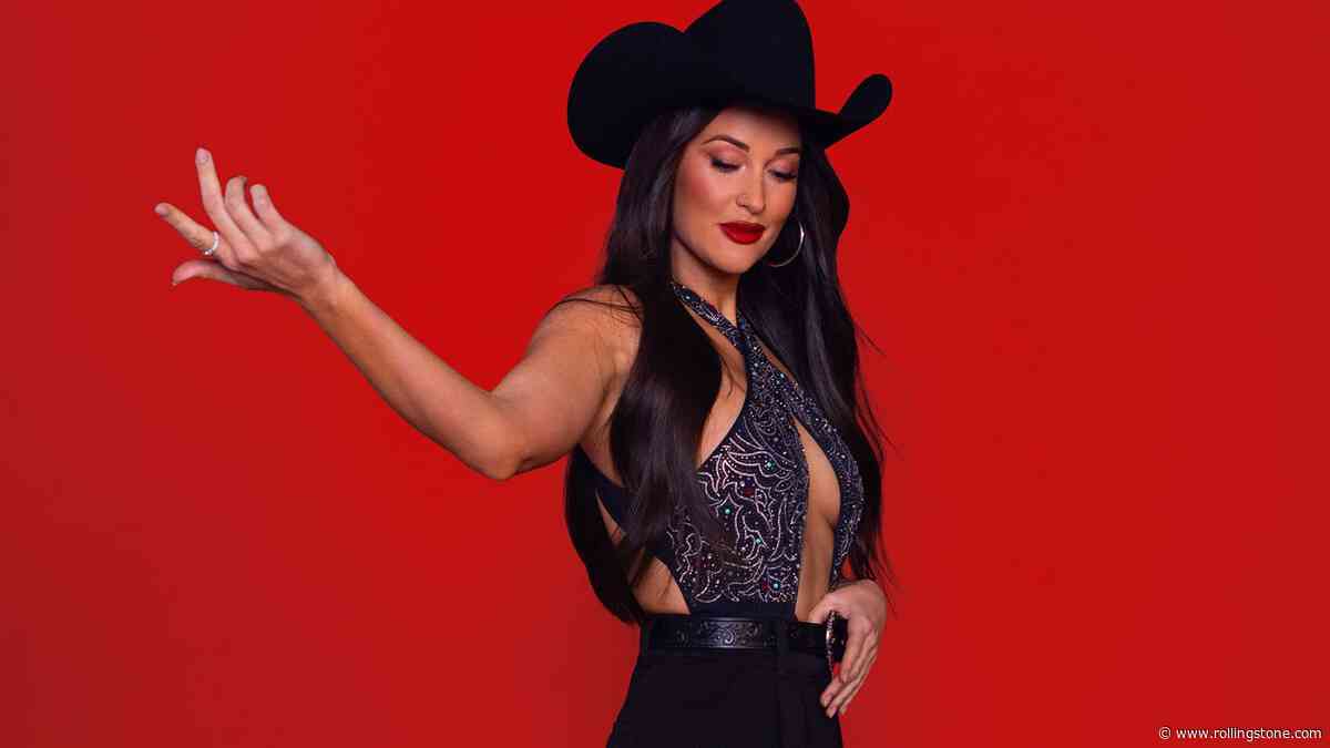 Kacey Musgraves Taps Intocable for Spanish Version of ‘Uncertain, TX’