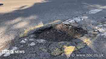 Council trials AI to detect potholes and road defects