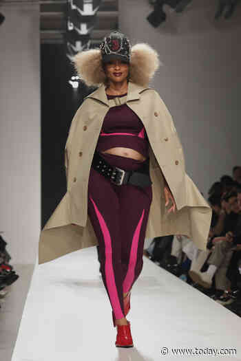 Ciara And Her Baby Bump Tear Up Paris Fashion Week Catwalk