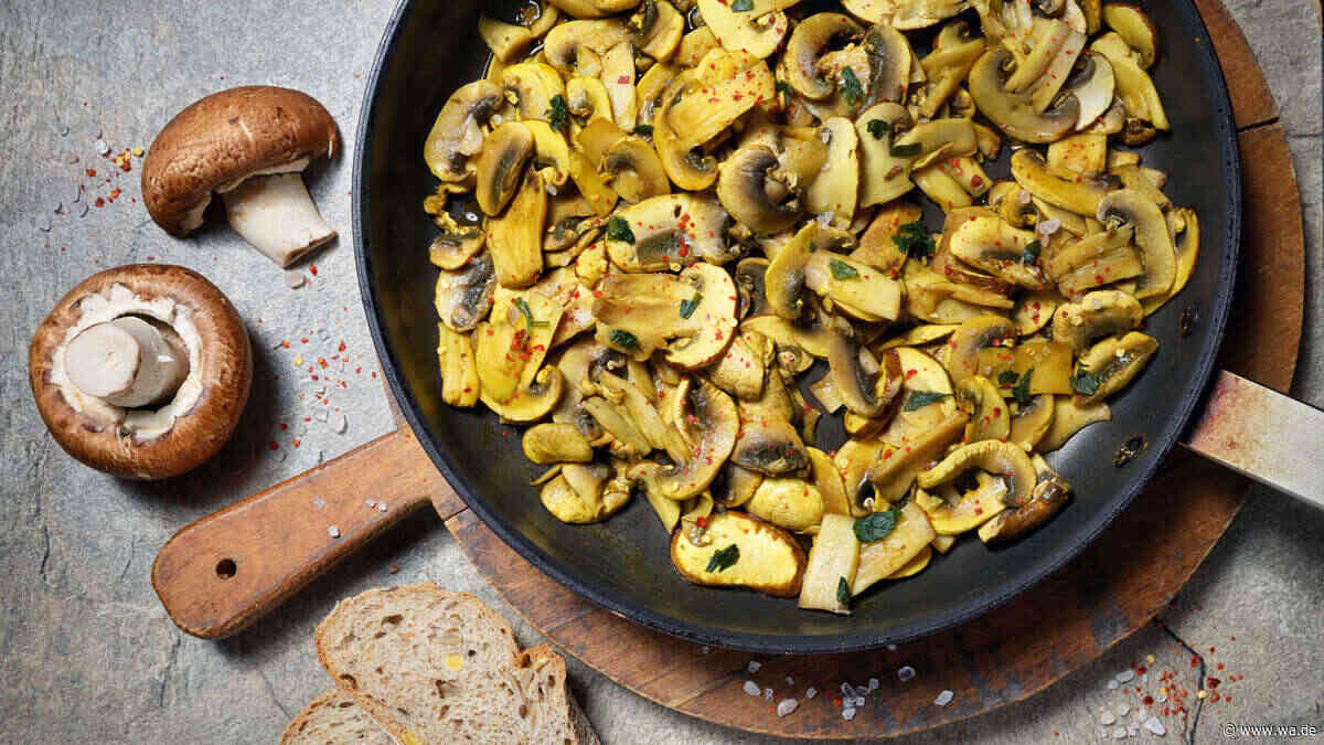 Vegetarische Pilzpfanne: einfach, würzig und mit Frischkäse abgerundet