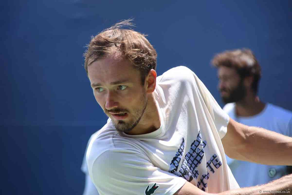 Medvedev's China Open Ends in Default After Accidentally Hitting Spectator in Face During Match With Djokovic