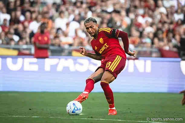 Arsenal keen on Wesley, Roma unwilling to let player go
