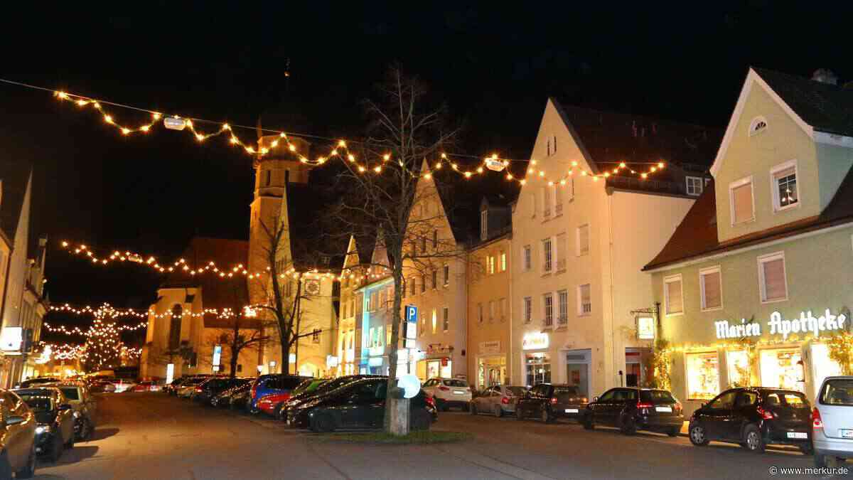 Traditionelle Weihnachtsbeleuchtung kehrt zurück in historische Altstadt – „Gehört einfach dazu“