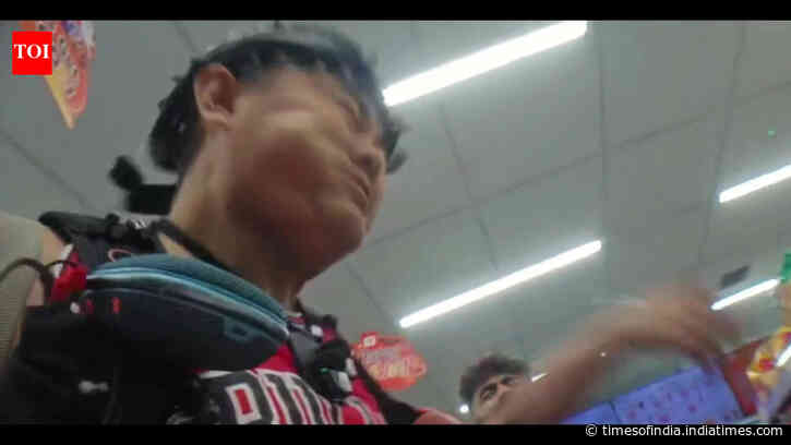 Indian man slaps Canadian streamer during tense livestream inside Vietnam store - here's what happened