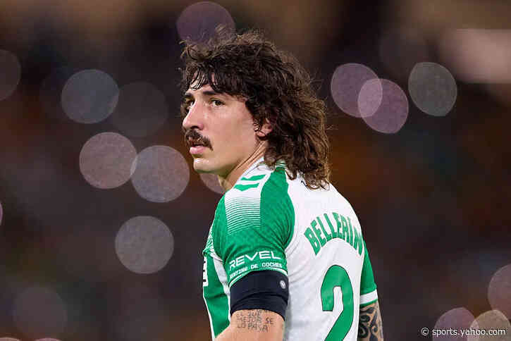 Prosecutors investigate YouTuber over homophobic comments about Bellerín