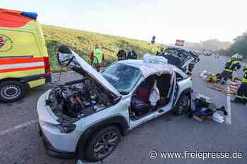 Nach Unfall auf der B 173 in Lichtenstein: Mazda-Fahrerin stirbt im Krankenhaus