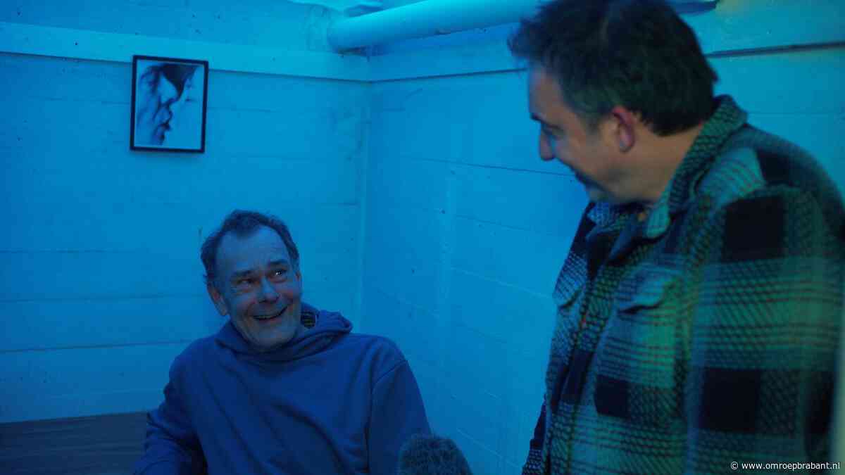 Andy bouwt een 'nooduitgang' voor het geval hij dementie krijgt