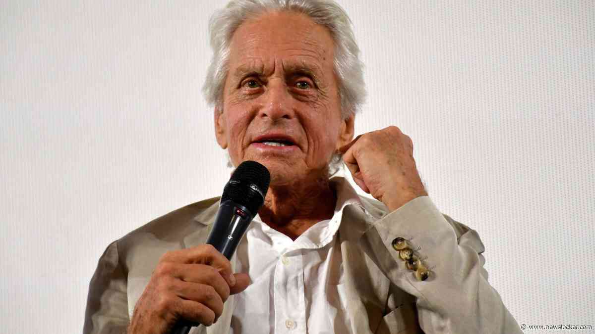 Michael Douglas (82) ergert zich aan de term ’nepobaby’: ’Maakt me echt kwaad’
