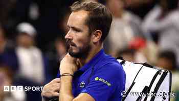 Medvedev disqualified from Djokovic match for hitting spectator with ball