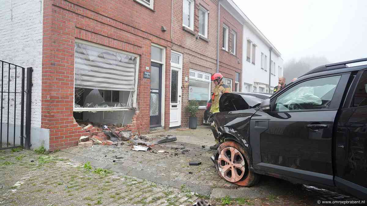Forse schade aan woning na botsing met auto