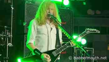 DAVE MUSTAINE Plans To Review Leftover 'Half-Songs' From Recent MEGADETH Recording Sessions To 'See If There's Anything There'