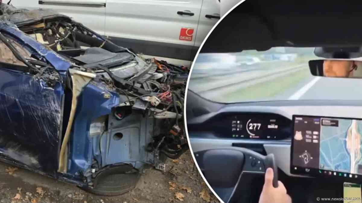 Enorme crash: Tesla krijgt op volle snelheid klapband en vliegt over de kop