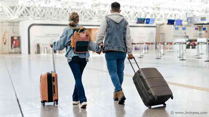 Man triggers relationship crisis by grabbing first class, leaving woman behind in coach