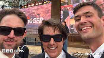 Tom Cruise surprises fundraiser at fake interview