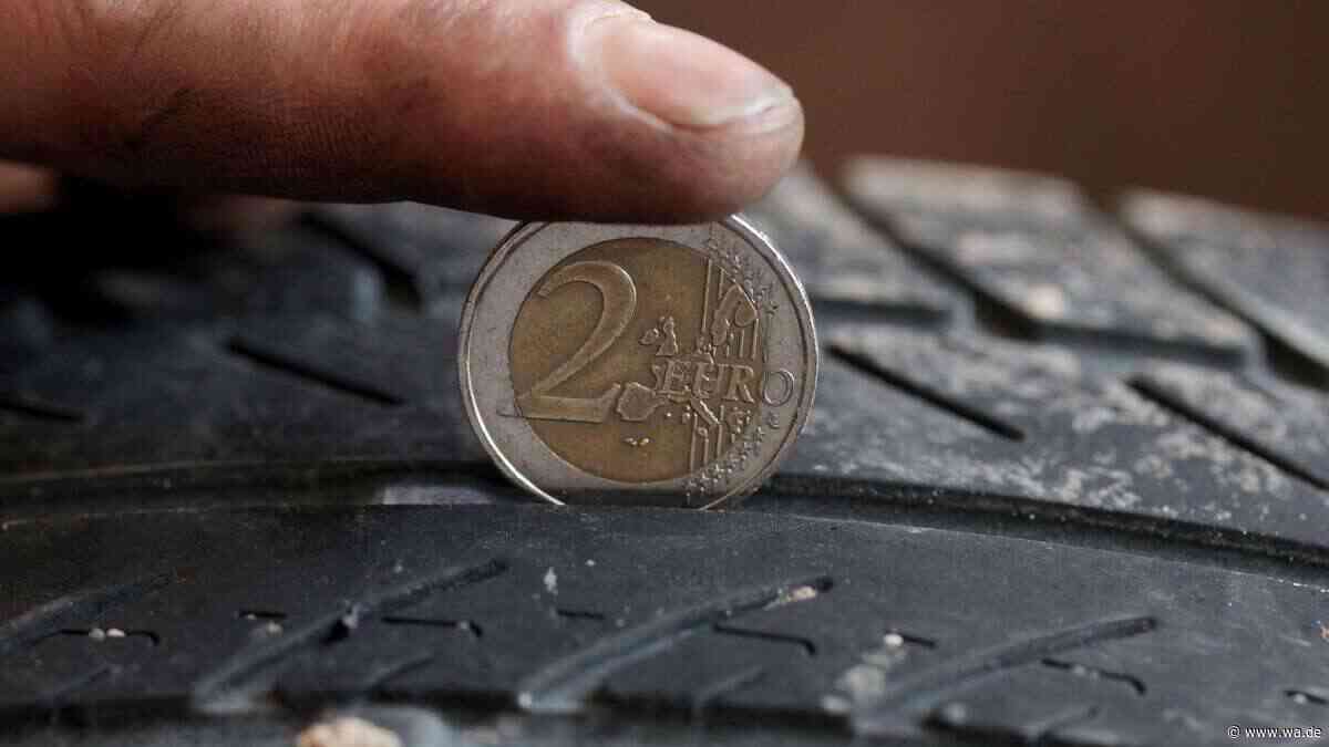 Ausreichend Profil auf den Winterreifen? Mit diesem simplen Münz-Test können Sie es blitzschnell feststellen