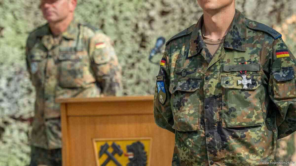 Nach 1.260 Tagen: Gebirgsjägerbrigade 23 verabschiedet Kompaniechef in Ainring