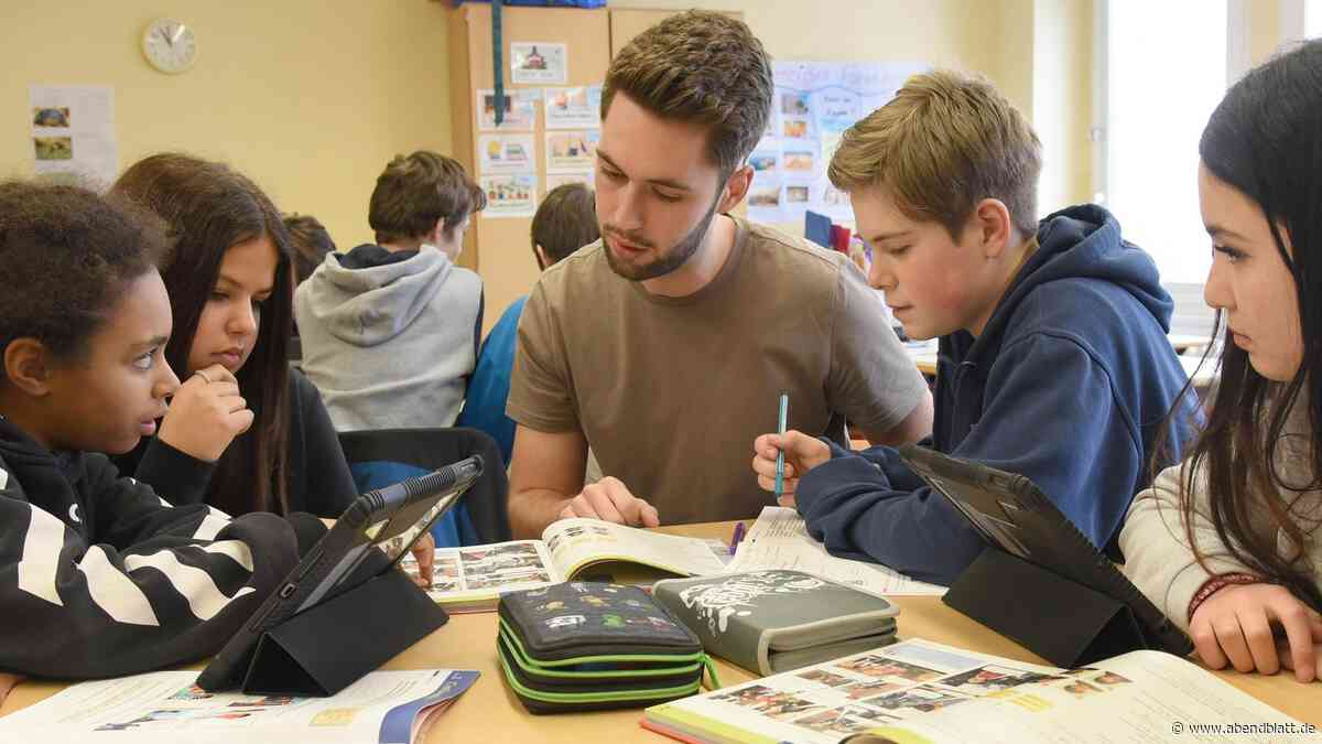 Lehrermangel in Hamburg für beendet erklärt – GEW widerspricht Schulsenatorin