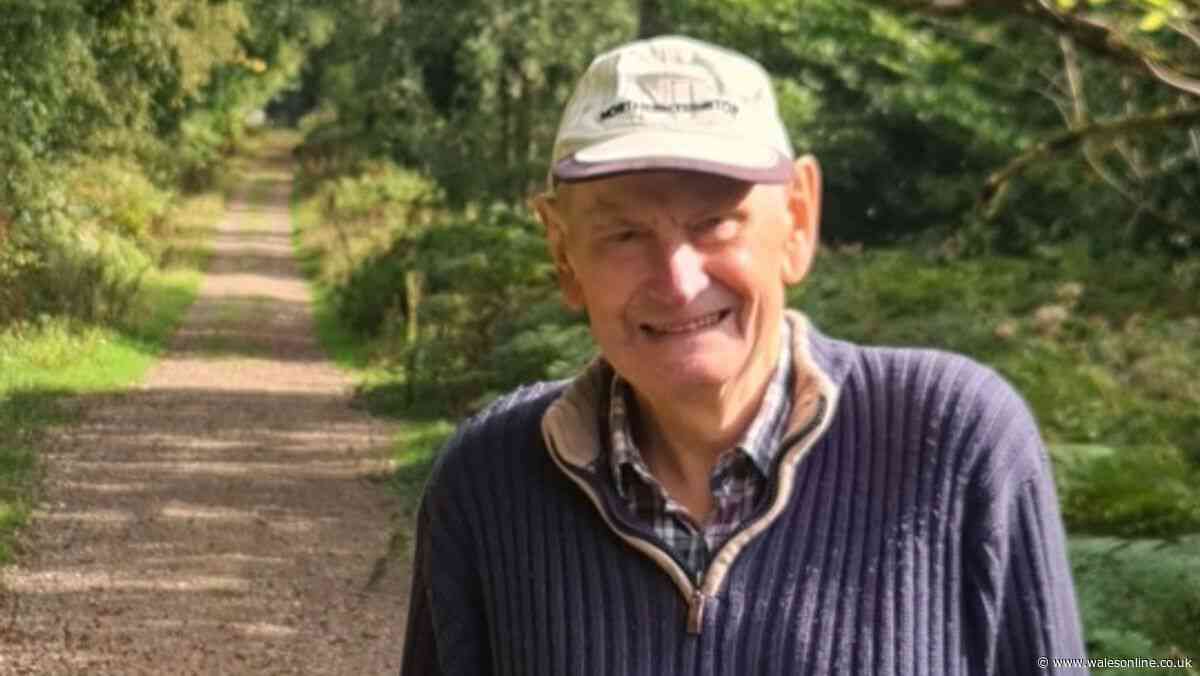 Former Western Mail Editor John Humphries has died aged 89