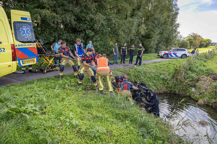 Man met scootmobiel belandt in water naast Veerpad