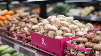 Supermarkt in Österreich setzt Zeichen: Champignons werden in pinken Schalen verkauft – das steckt dahinter