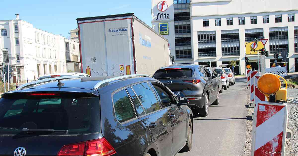 Stau an Kulmbacher Fritz-Kreuzung: Ist der grüne Pfeil die Lösung?