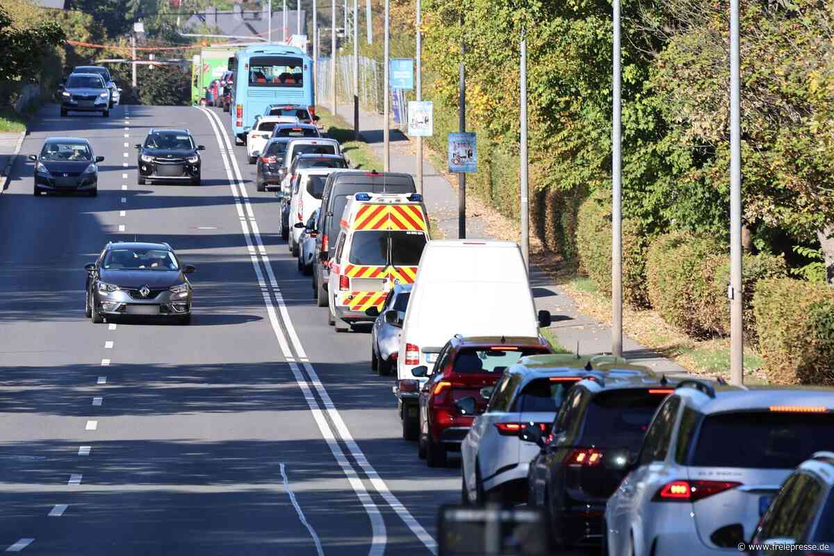 Neue Ampelregelung auf Bundesstraße im Erzgebirge sorgt für Stau