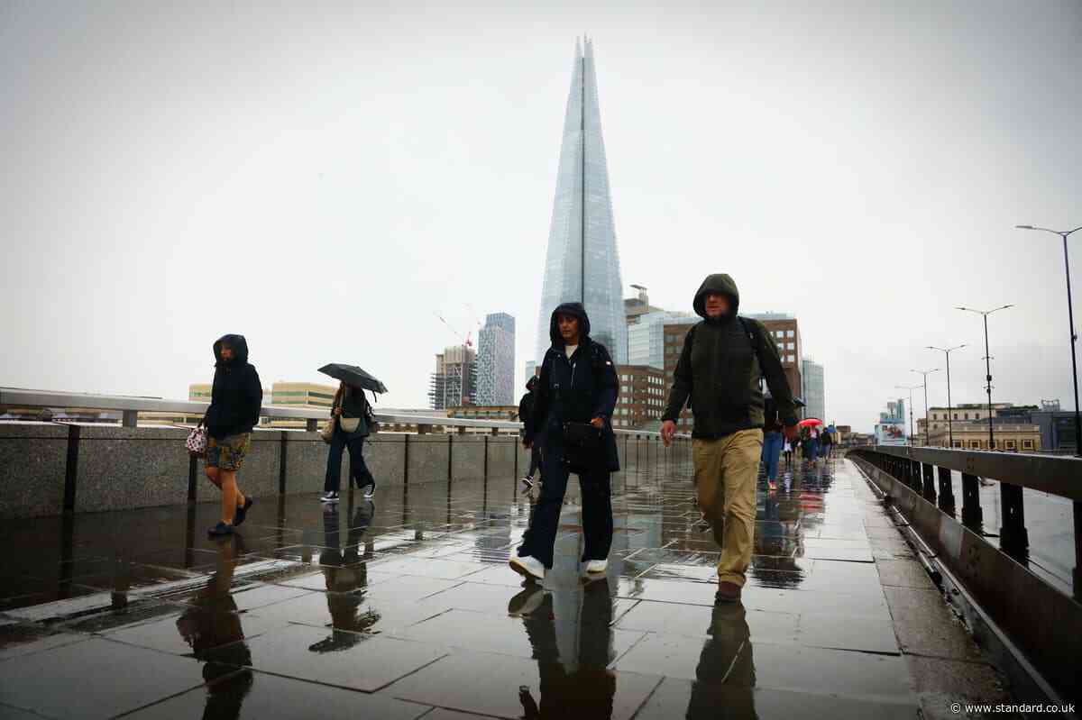How will the Godzilla El Niño impact London's weather? This is what the experts say