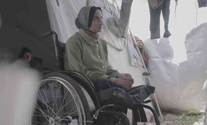 Voci di Gaza, la storia di Shorouq rimasta vedova e disabile a 25 anni: “Mai avrei immaginato di perdere le gambe”