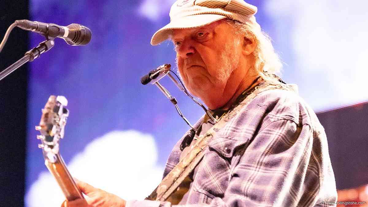 ‘Rockin’ in the Free World’ Is the Vintage Rock Song of the Year: Watch 5 Great Versions