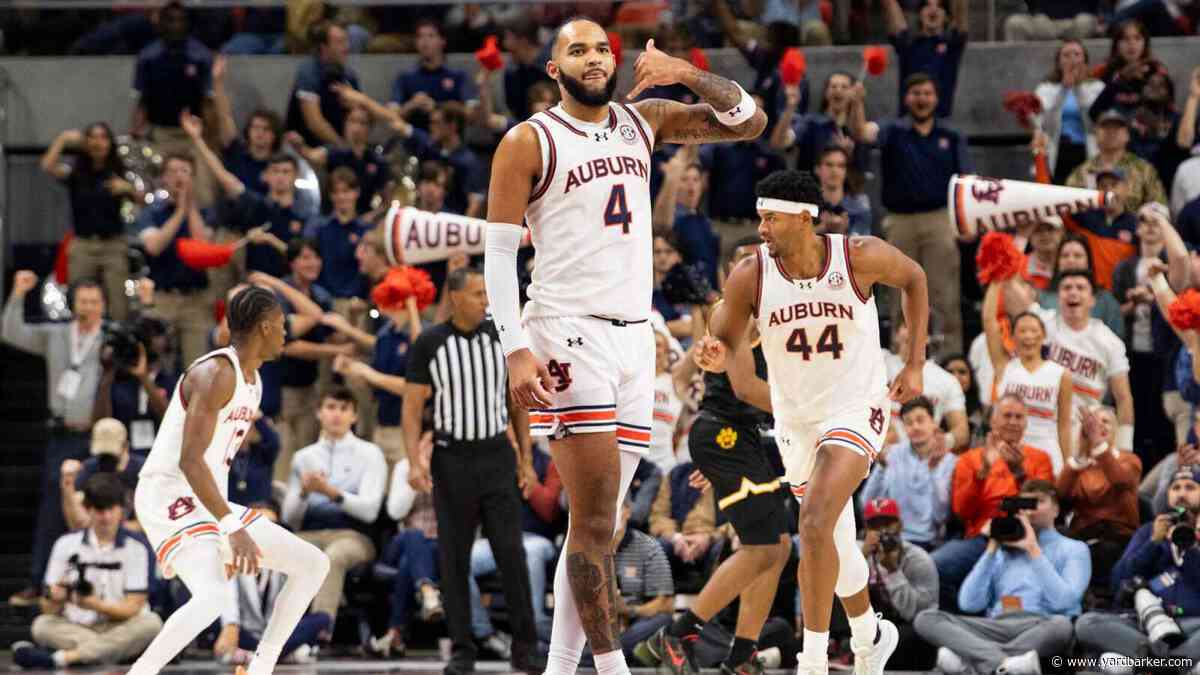 Bucks Sign Johni Broome