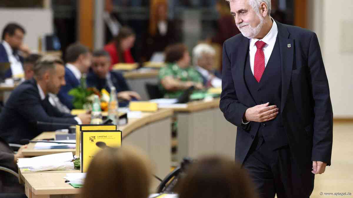 Sachsen-Anhalt - Magdeburg: Tobias Rausch ist AfD-Landtagspräsident, Carsten Borchert und Hans-Thomas Tillschneider werden Vize