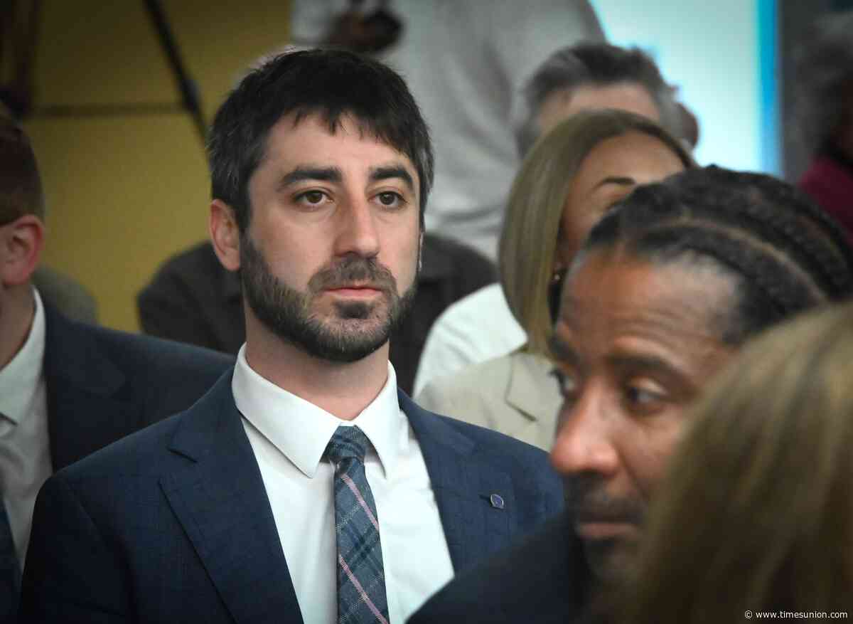 Audit finds widespread flaws in Albany's management of pandemic funds