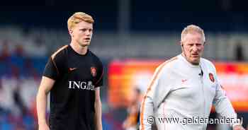 LIVE EK-kwalificatie | Tegenvaller Jong Oranje: Kees Smit haakt geblesseerd af in warming-up voor cruciaal duel