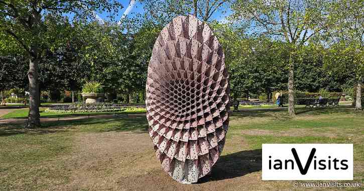 Frieze drops eleven sculptures into Regents Park