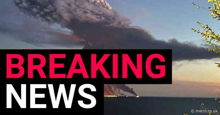 Russian oil tanker ‘blows up’ covering holiday hotspot in plumes of smoke