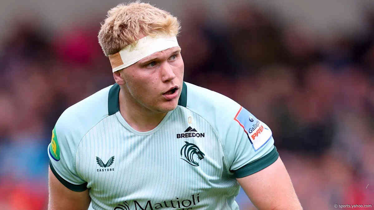 Prop Van der Flier signs new Tigers contract