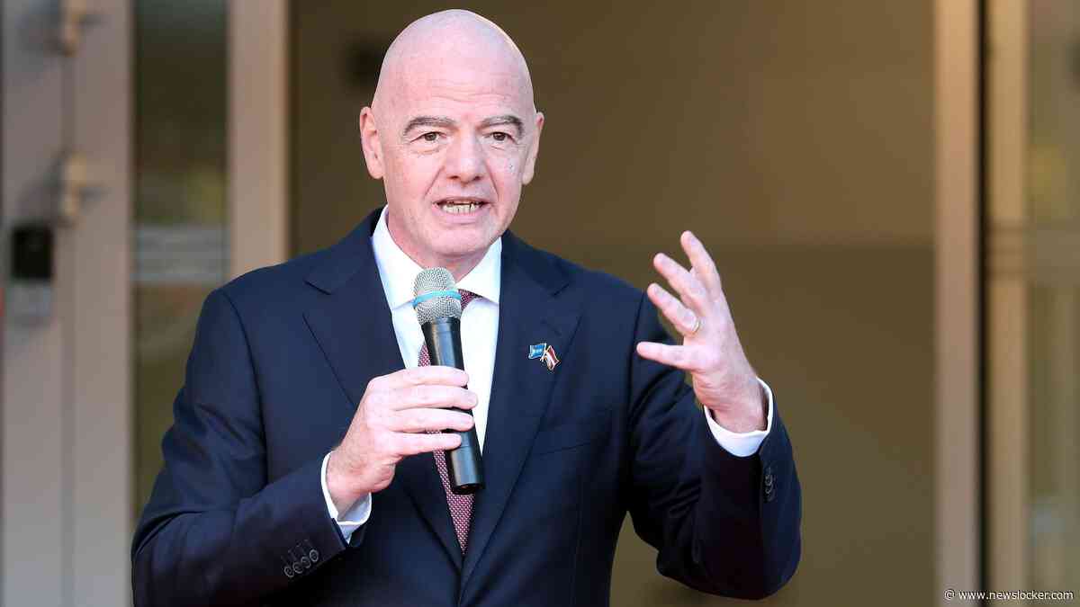 FIFA-voorzitter Gianni Infantino steunt Surinaamse ploeg na racisme: ’Volkomen onacceptabel’