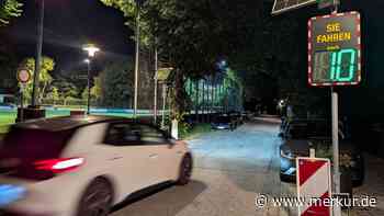 Mit 95 km/h durch die 15er-Zone: Schockierende Tempo-Auswertung in Auer Hamppstraße