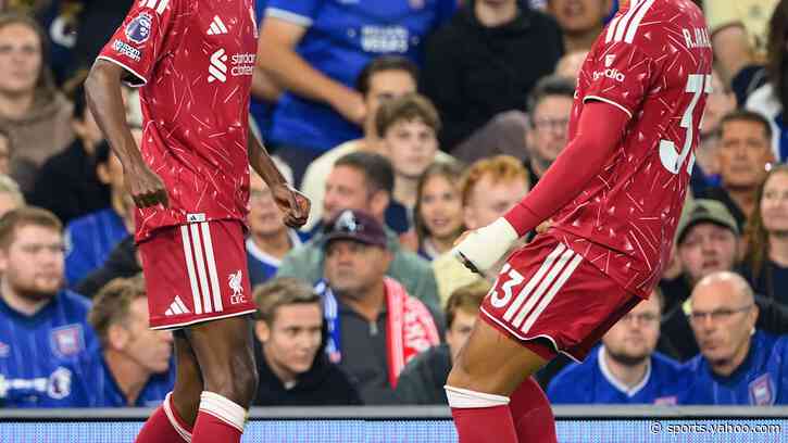 Lewis Steele: Liverpool would be ‘foolish’ not to consider €47m transfer