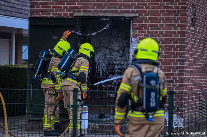 Tientallen huishoudens zonder stroom na brand