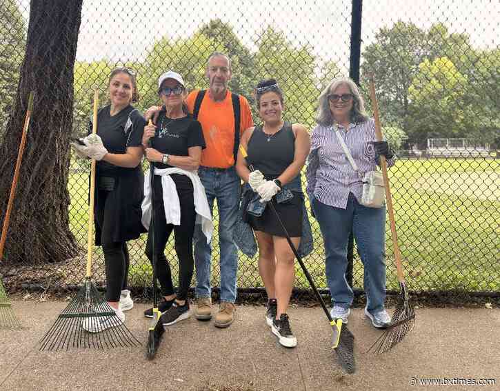 Community volunteers rally to clean up streets around Pelham Bay Little League fields