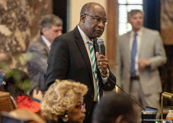 Redistricting mess: Sen. Johnny DuPree, just elected to one seat, running for another