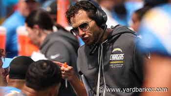 Mike McDaniel Went From Offensive Guru to Offensive Malpractice