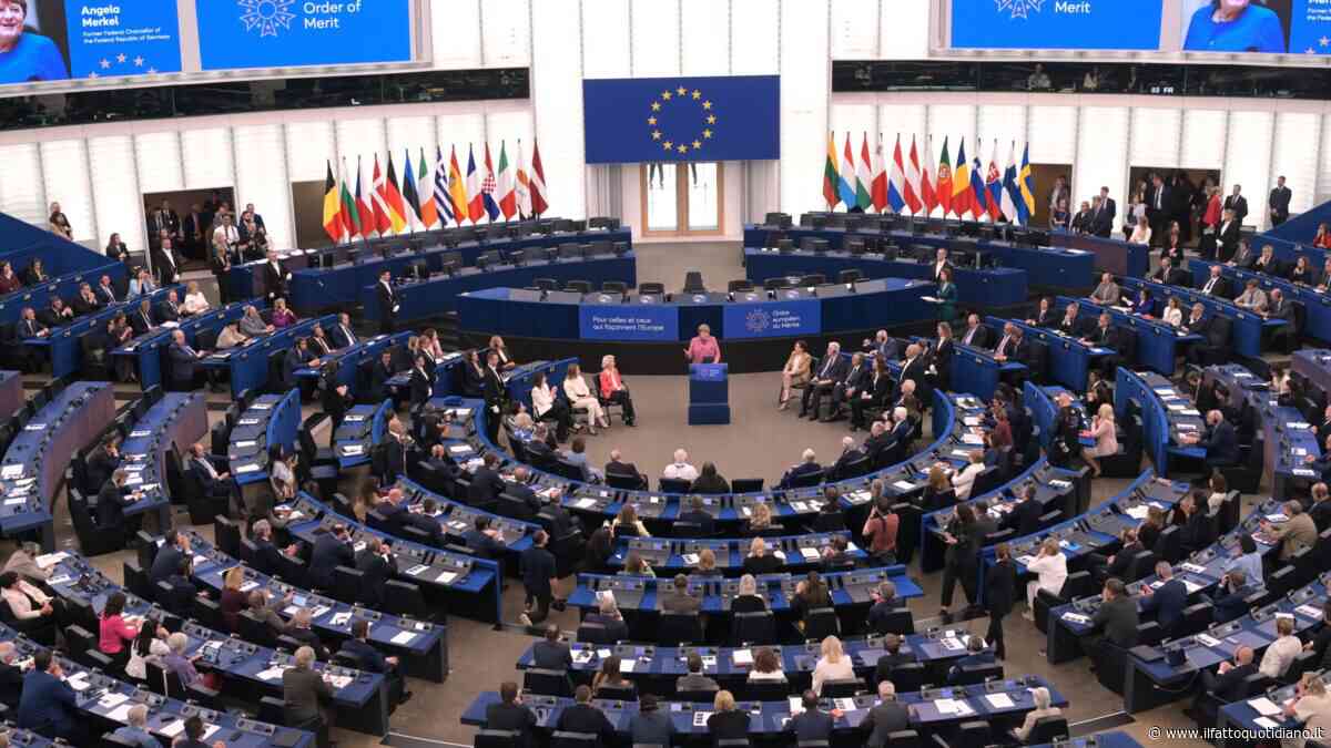 Extraprofitti, bocciato emendamento M5s al Parlamento Ue per tassare i colossi dell’energia: la destra italiana vota contro