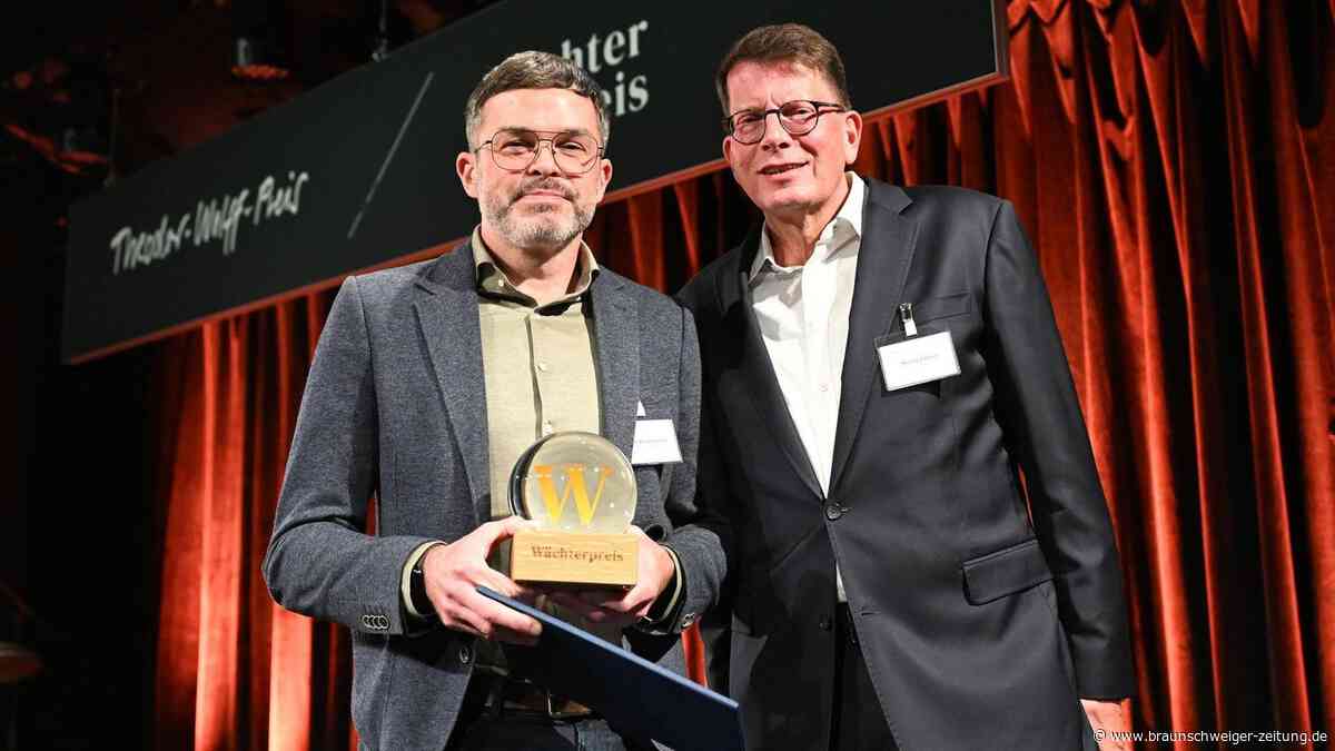 Erik Westermann erhält Wächterpreis-Stipendium für sein Dossier „Im Bann des Opfers“