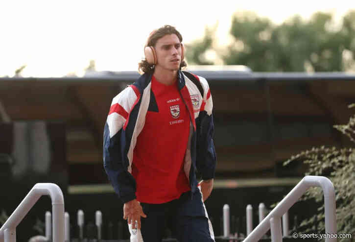 Juventus give up on Arsenal signing & turn to Liverpool player