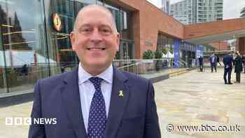 Mayoral candidate pledges town revival and new homes