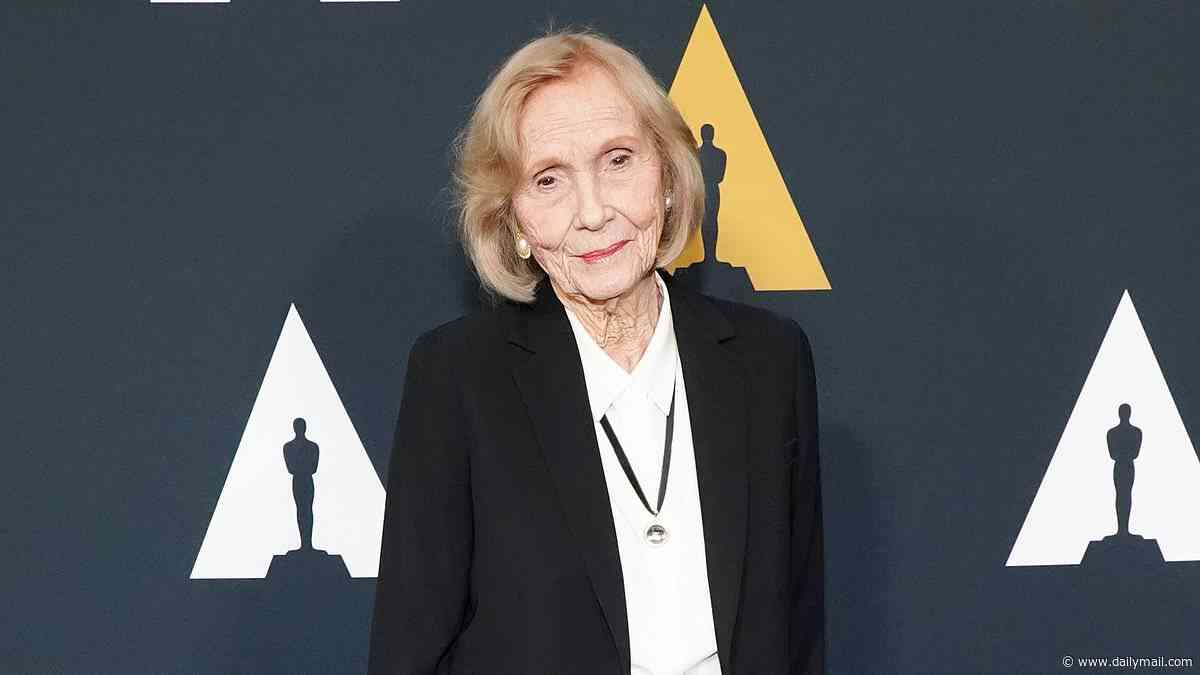 Eva Marie Saint, actress who starred in classics North by Northwest and On the Waterfront, is dead at 102