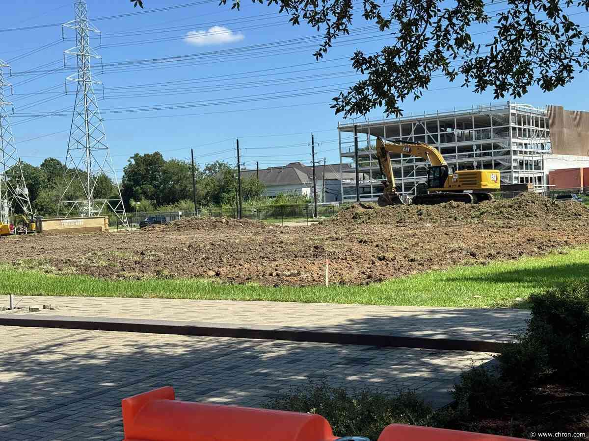 Long-delayed 17-story Galleria office tower starts construction
