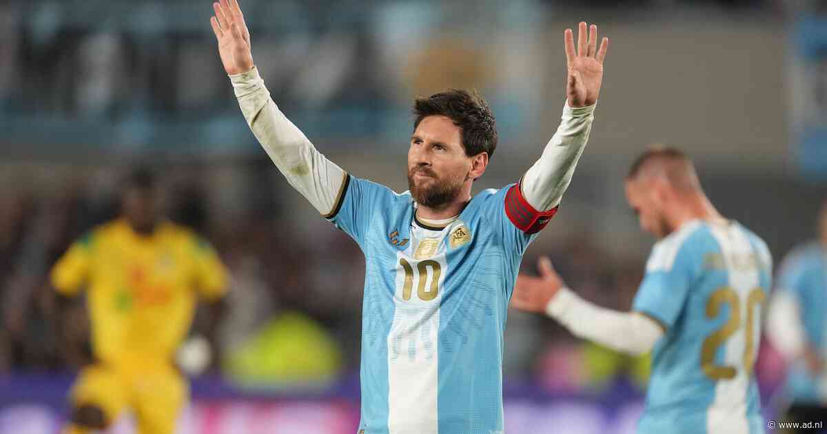 Lionel Messi schittert met rake penalty en twee assists in laatste interland voor Argentinië